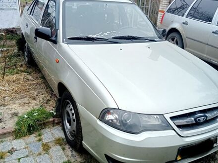 Деу Нексія 2008 у Києві на Automoto.ua Деу Нексія, об'ємом двигуна 15 л та пробігом 183 тис. км за 3000 $, фото 1 на Automoto.ua