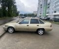 Желтый Дэу Нексия, объемом двигателя 1.5 л и пробегом 459 тыс. км за 1900 $, фото 2 на Automoto.ua