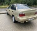 Желтый Дэу Нексия, объемом двигателя 1.5 л и пробегом 459 тыс. км за 1900 $, фото 5 на Automoto.ua