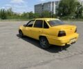 Желтый Дэу Нексия, объемом двигателя 1.5 л и пробегом 150 тыс. км за 950 $, фото 5 на Automoto.ua