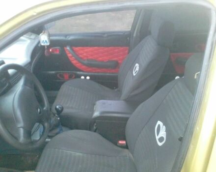 Желтый Дэу Нексия, объемом двигателя 1.5 л и пробегом 300 тыс. км за 1500 $, фото 9 на Automoto.ua