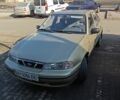 Желтый Дэу Нексия, объемом двигателя 1.5 л и пробегом 13 тыс. км за 3500 $, фото 1 на Automoto.ua