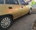 Желтый Дэу Нексия, объемом двигателя 1.5 л и пробегом 289 тыс. км за 1100 $, фото 4 на Automoto.ua