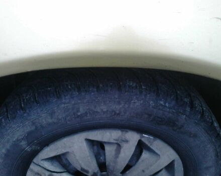 Желтый Дэу Нексия, объемом двигателя 1.5 л и пробегом 300 тыс. км за 1500 $, фото 16 на Automoto.ua