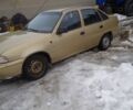 Жовтий Деу Нексія, об'ємом двигуна 1.5 л та пробігом 30 тис. км за 450 $, фото 1 на Automoto.ua