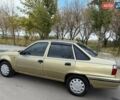 Жовтий Деу Нексія, об'ємом двигуна 1.6 л та пробігом 286 тис. км за 1850 $, фото 12 на Automoto.ua