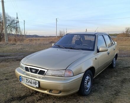 Дэу Нексия 2006 в Новых Санжарах на Automoto.ua Желтый Дэу Нексия, объемом двигателя 1.5 л и пробегом 260 тыс. км за 680 $, фото 1 на Automoto.ua