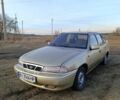 Желтый Дэу Нексия, объемом двигателя 1.5 л и пробегом 260 тыс. км за 750 $, фото 1 на Automoto.ua
