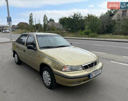 Жовтий Деу Нексія, об'ємом двигуна 1.6 л та пробігом 286 тис. км за 1850 $, фото 15 на Automoto.ua