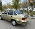 Жовтий Деу Нексія, об'ємом двигуна 1.6 л та пробігом 286 тис. км за 1850 $, фото 8 на Automoto.ua