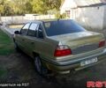 Желтый Дэу Нексия, объемом двигателя 1.5 л и пробегом 230 тыс. км за 2100 $, фото 4 на Automoto.ua