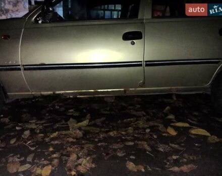 Жовтий Деу Нексія, об'ємом двигуна 1.5 л та пробігом 185 тис. км за 2000 $, фото 6 на Automoto.ua