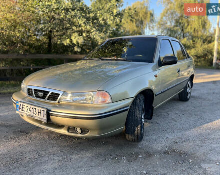 Желтый Дэу Нексия, объемом двигателя 1.5 л и пробегом 112 тыс. км за 2300 $, фото 3 на Automoto.ua