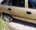 Желтый Дэу Нексия, объемом двигателя 1.5 л и пробегом 300 тыс. км за 2000 $, фото 5 на Automoto.ua