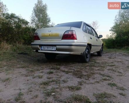Дэу Нексия 2007 в Киеве на Automoto.ua Желтый Дэу Нексия, объемом двигателя 1.6 л и пробегом 165 тыс. км за 1500 $, фото 4 на Automoto.ua