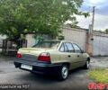 Жовтий Деу Нексія, об'ємом двигуна 1.5 л та пробігом 140 тис. км за 2000 $, фото 4 на Automoto.ua
