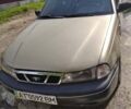 Желтый Дэу Нексия, объемом двигателя 1.5 л и пробегом 145 тыс. км за 1150 $, фото 1 на Automoto.ua