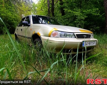 Дэу Нексия 2007 в Киеве на Automoto.ua Желтый Дэу Нексия, объемом двигателя 1.5 л и пробегом 162 тыс. км за 1500 $, фото 1 на Automoto.ua