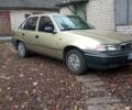 Желтый Дэу Нексия, объемом двигателя 1.5 л и пробегом 162 тыс. км за 1674 $, фото 6 на Automoto.ua