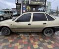 Жовтий Деу Нексія, об'ємом двигуна 1.5 л та пробігом 450 тис. км за 1500 $, фото 3 на Automoto.ua