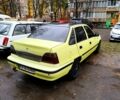 Желтый Дэу Нексия, объемом двигателя 1.5 л и пробегом 199 тыс. км за 2400 $, фото 5 на Automoto.ua