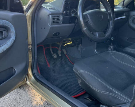 Желтый Дэу Нексия, объемом двигателя 1.5 л и пробегом 112 тыс. км за 2300 $, фото 19 на Automoto.ua