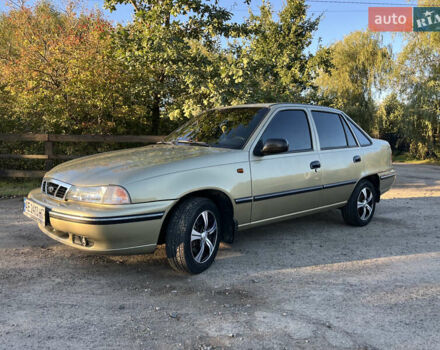 Желтый Дэу Нексия, объемом двигателя 1.5 л и пробегом 112 тыс. км за 2300 $, фото 8 на Automoto.ua