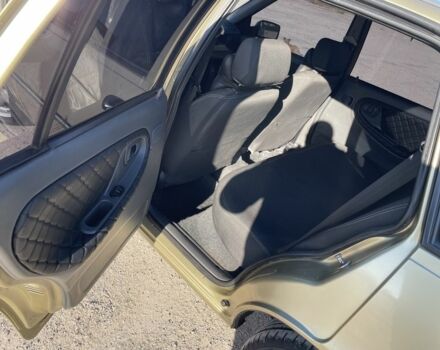 Желтый Дэу Нексия, объемом двигателя 1.5 л и пробегом 75 тыс. км за 4000 $, фото 16 на Automoto.ua