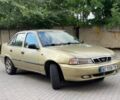 Желтый Дэу Нексия, объемом двигателя 1.5 л и пробегом 180 тыс. км за 1700 $, фото 1 на Automoto.ua