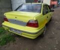 Желтый Дэу Нексия, объемом двигателя 1.5 л и пробегом 174 тыс. км за 650 $, фото 5 на Automoto.ua