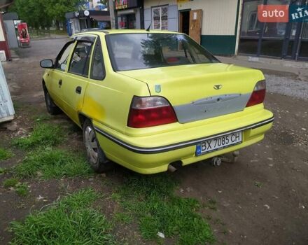 Желтый Дэу Нексия, объемом двигателя 1.5 л и пробегом 174 тыс. км за 650 $, фото 6 на Automoto.ua