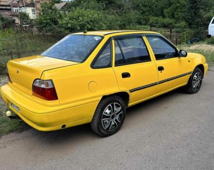 Желтый Дэу Нексия, объемом двигателя 0 л и пробегом 300 тыс. км за 1550 $, фото 10 на Automoto.ua
