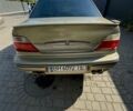 Желтый Дэу Нексия, объемом двигателя 1.5 л и пробегом 170 тыс. км за 1400 $, фото 1 на Automoto.ua