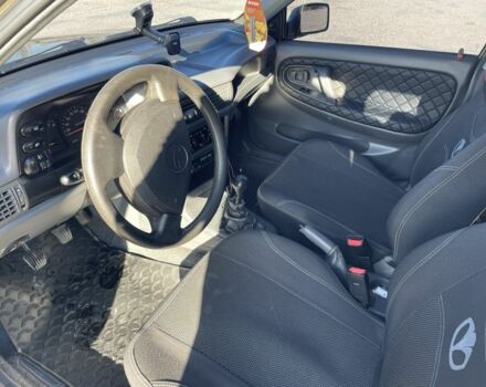 Желтый Дэу Нексия, объемом двигателя 1.5 л и пробегом 75 тыс. км за 4000 $, фото 15 на Automoto.ua