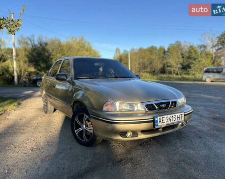 Желтый Дэу Нексия, объемом двигателя 1.5 л и пробегом 112 тыс. км за 2300 $, фото 16 на Automoto.ua