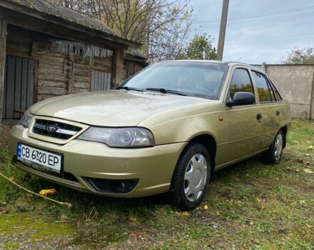 Желтый Дэу Нексия, объемом двигателя 1.5 л и пробегом 125 тыс. км за 2350 $, фото 1 на Automoto.ua