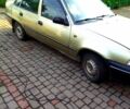 Желтый Дэу Нексия, объемом двигателя 1.5 л и пробегом 259 тыс. км за 1200 $, фото 1 на Automoto.ua