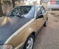 Жовтий Деу Нексія, об'ємом двигуна 1.5 л та пробігом 205 тис. км за 1399 $, фото 10 на Automoto.ua