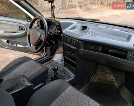 Жовтий Деу Нексія, об'ємом двигуна 1.5 л та пробігом 205 тис. км за 1399 $, фото 29 на Automoto.ua