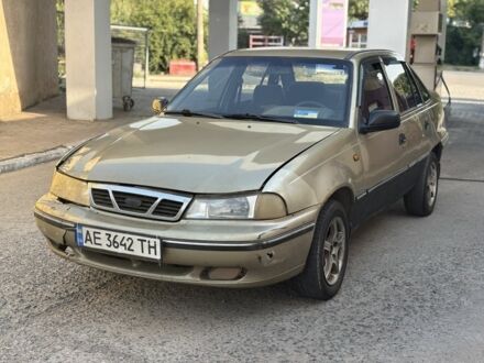 Деу Нексія 2006 у Кривому Розі на Automoto.ua Жовтий Деу Нексія, об'ємом двигуна 1.5 л та пробігом 200 тис. км за 750 $, фото 1 на Automoto.ua