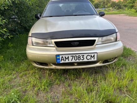 Дэу Нексия 2006 в Прилуках на Automoto.ua Желтый Дэу Нексия, объемом двигателя 1.5 л и пробегом 300 тыс. км за 1050 $, фото 1 на Automoto.ua