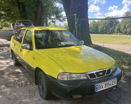 Жовтий Деу Нексія, об'ємом двигуна 1.5 л та пробігом 205 тис. км за 900 $, фото 1 на Automoto.ua