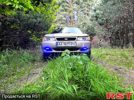Дэу Нексия 2007 в Киеве на Automoto.ua Желтый Дэу Нексия, объемом двигателя 1.5 л и пробегом 162 тыс. км за 1500 $, фото 1 на Automoto.ua