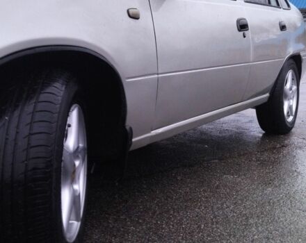 Сірий Деу Нексія, об'ємом двигуна 1.5 л та пробігом 270 тис. км за 2100 $, фото 2 на Automoto.ua