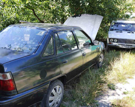 Сірий Деу Нексія, об'ємом двигуна 1.5 л та пробігом 280 тис. км за 1900 $, фото 3 на Automoto.ua