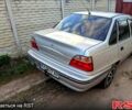 Сірий Деу Нексія, об'ємом двигуна 1.5 л та пробігом 150 тис. км за 2000 $, фото 1 на Automoto.ua