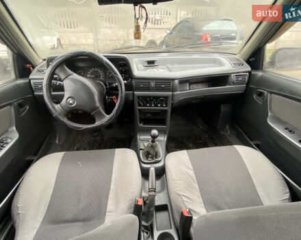 Серый Дэу Нексия, объемом двигателя 1.5 л и пробегом 160 тыс. км за 1500 $, фото 2 на Automoto.ua