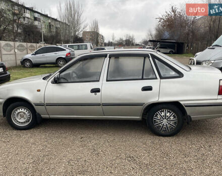 Серый Дэу Нексия, объемом двигателя 1.5 л и пробегом 160 тыс. км за 1500 $, фото 3 на Automoto.ua