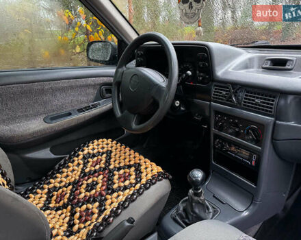 Серый Дэу Нексия, объемом двигателя 1.5 л и пробегом 159 тыс. км за 2190 $, фото 25 на Automoto.ua