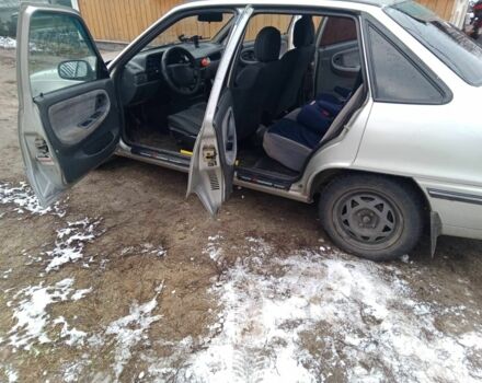 Сірий Деу Нексія, об'ємом двигуна 0 л та пробігом 280 тис. км за 1600 $, фото 7 на Automoto.ua